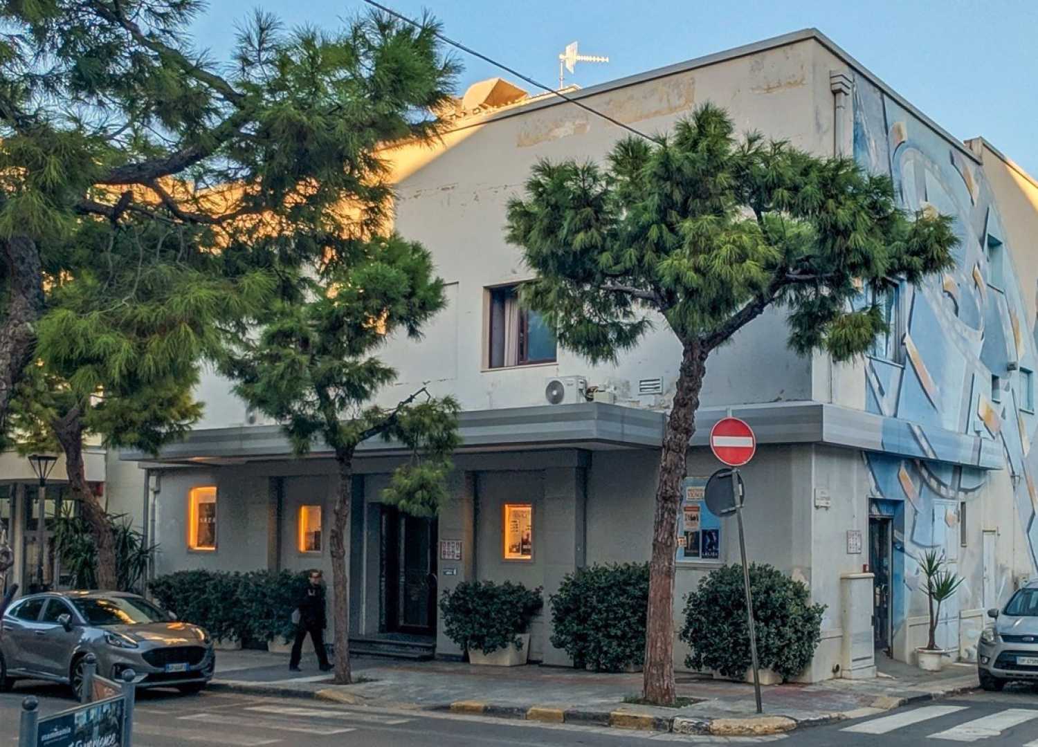 Polignano, la storia del Vignola: il pi� antico cinema del Barese che "resiste" dal 1948